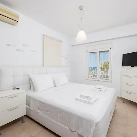 Villa Pelagos Blue Gennadi