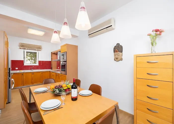 Pelagos Blue * Gennadi