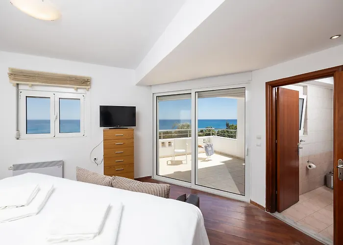 Pelagos Blue 겐나디